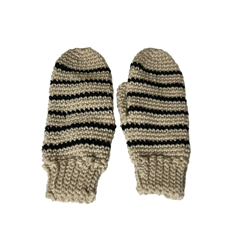 NWOT Handmade Crochet Striped Mittens Beige Black Chunky Knit One Size‎